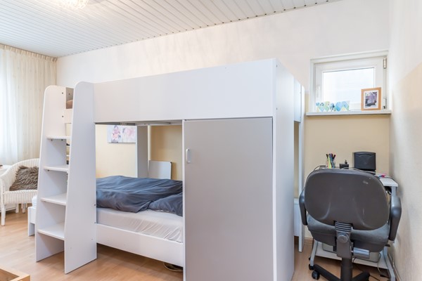 Foto - Te koop: Ruime goed onderhouden geschakelde 2 onder 1 kap woning in Bocholtz